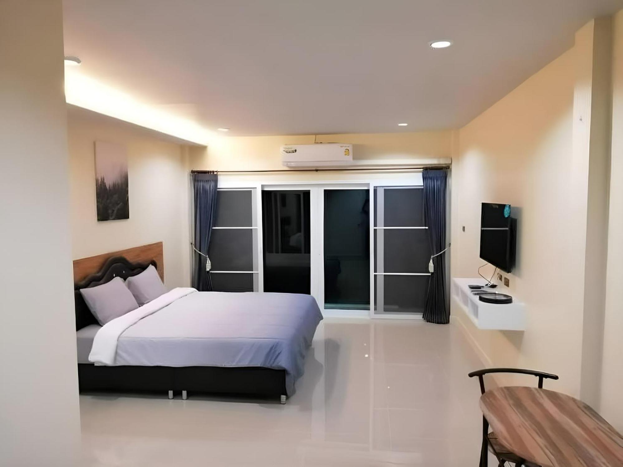 Triple J Hometel 邦涛海滩 外观 照片